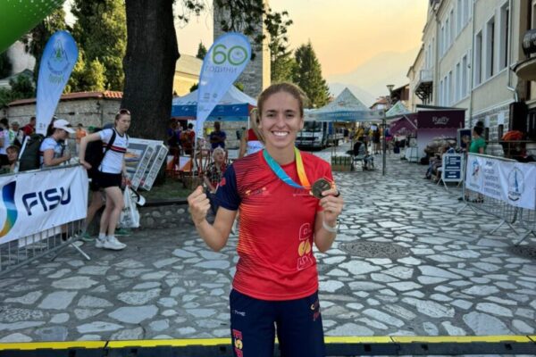 NOTICIAS FEMADO | ANA TOLEDO (CLUB IMPERDIBLE-O) CAMPEONA DEL MUNDO UNIVERSITARIA SPRINT