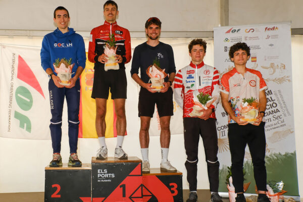 NOTICIAS FEDO | MÁS DE 1.000 ORIENTADORES ACUDIERON A LA 1ª LIGA ESPAÑOLA DE O-PIE Y TRAIL-O CELEBRADA EN VILLAFRANCA DEL CID (CASTELLÓN)